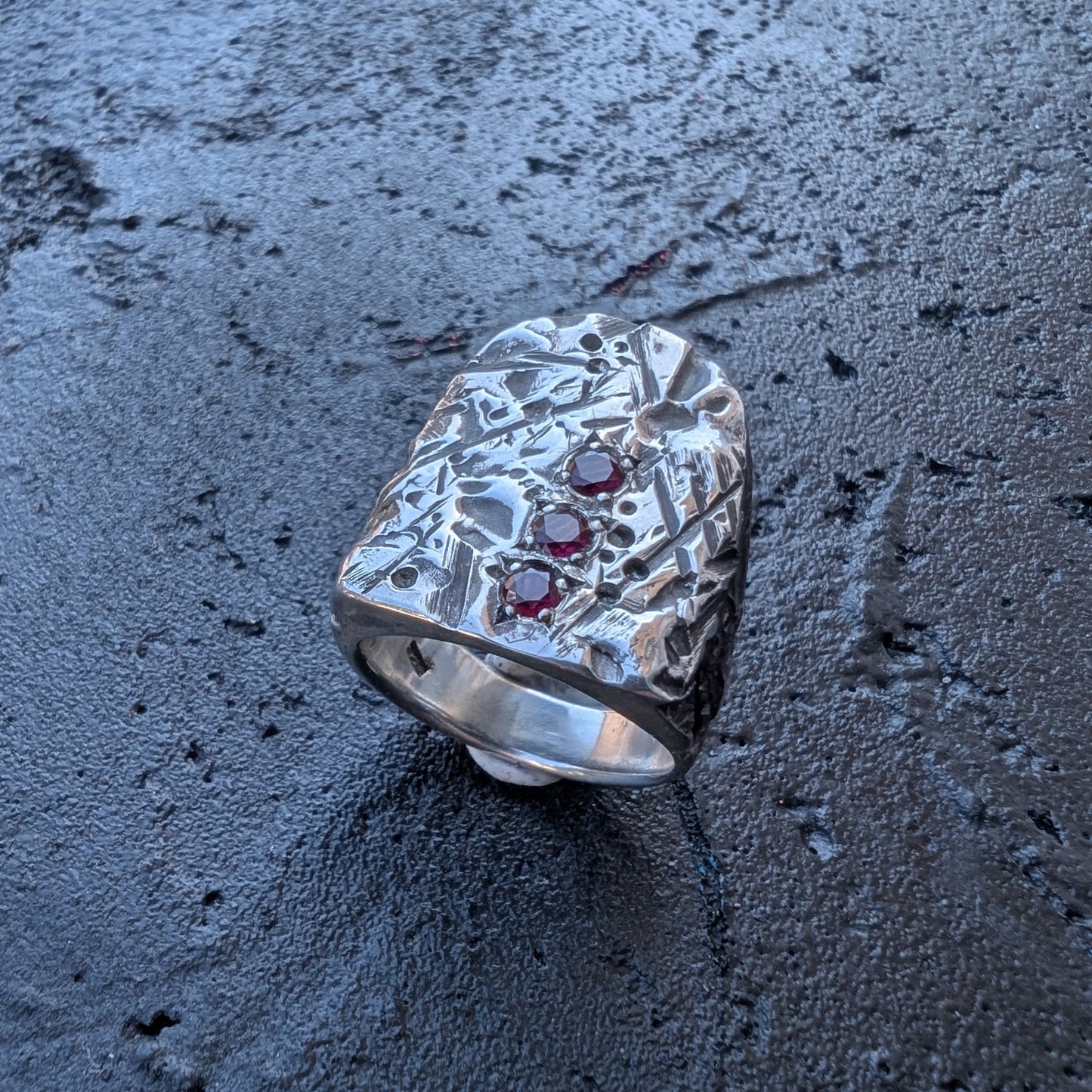 One foot in the grave ring