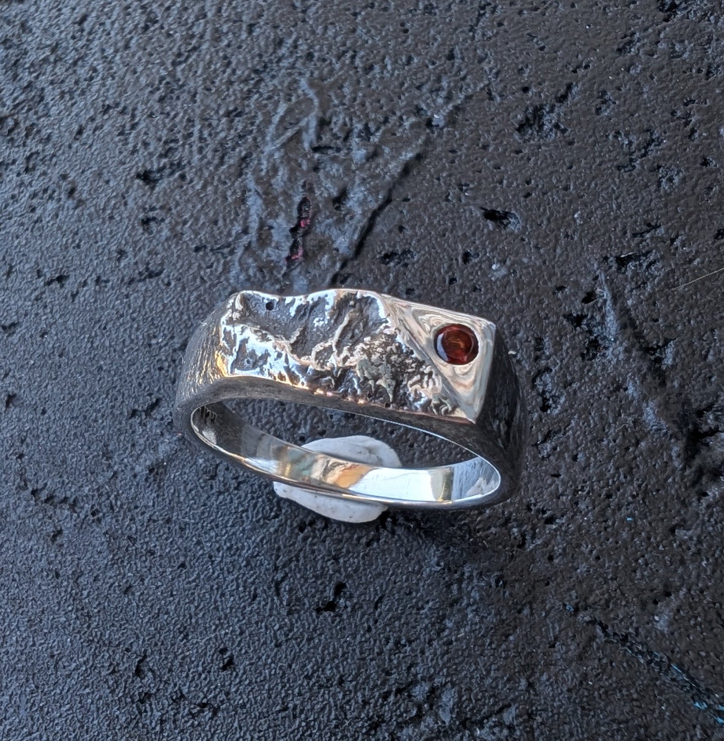Reveal ring