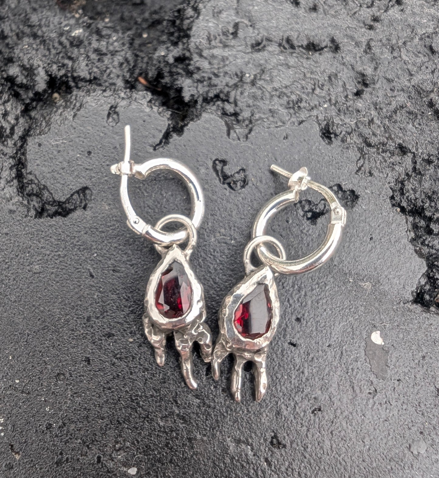 Flame Drop earrings