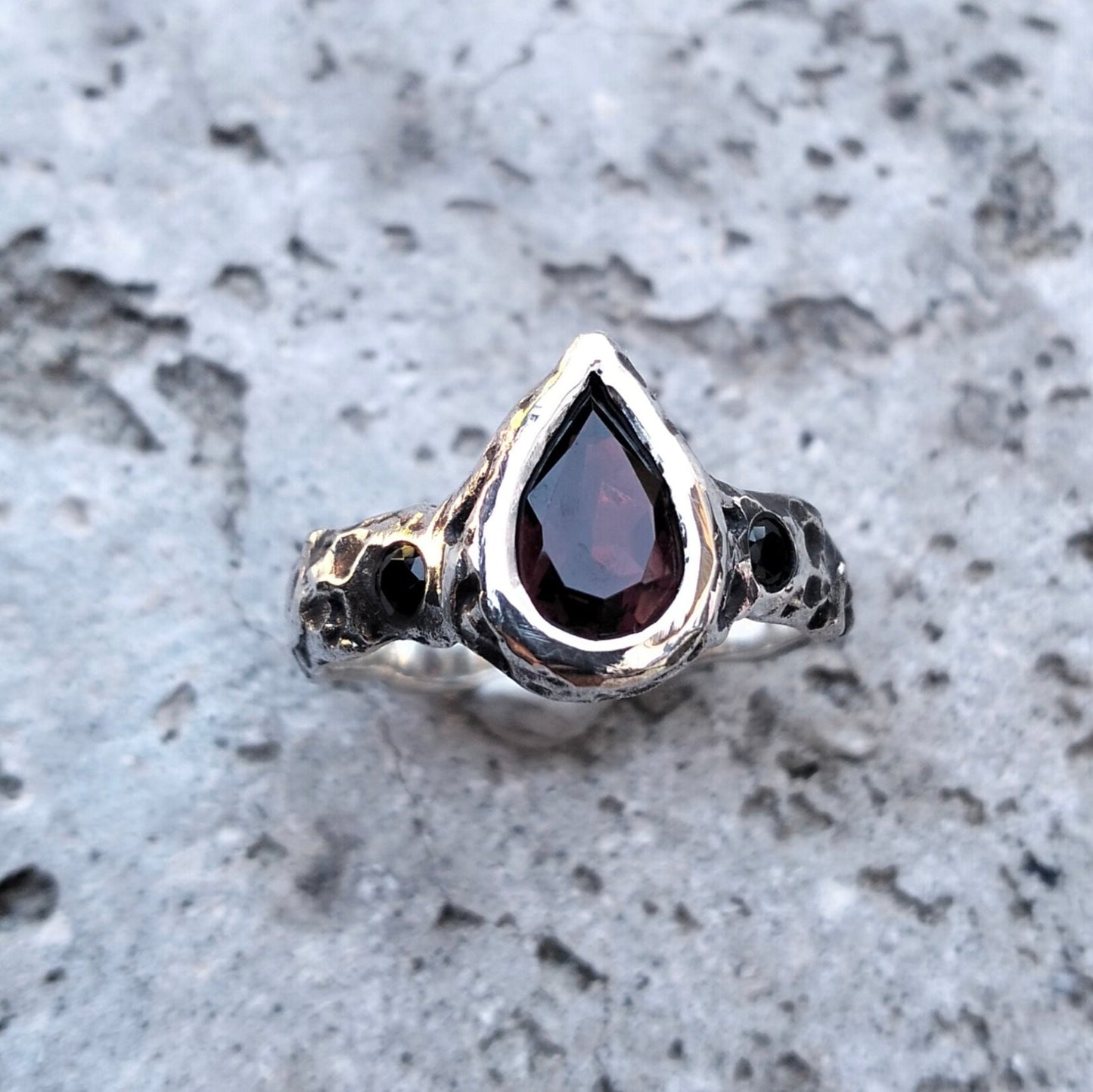 Sophie ring