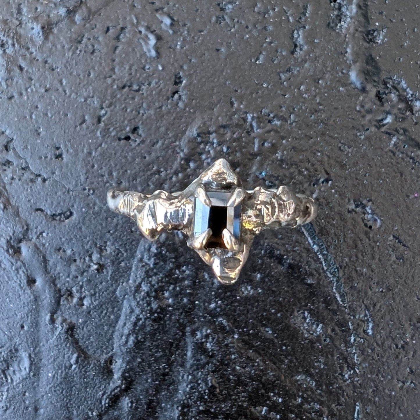 Basalt ring