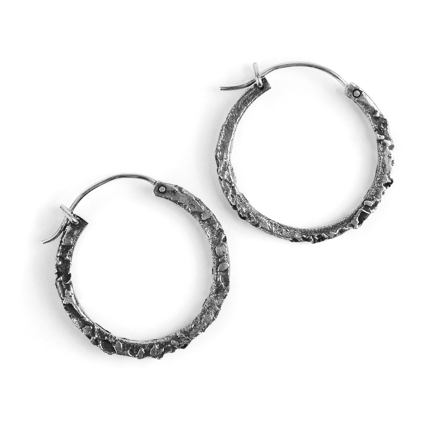 Brutale hoops