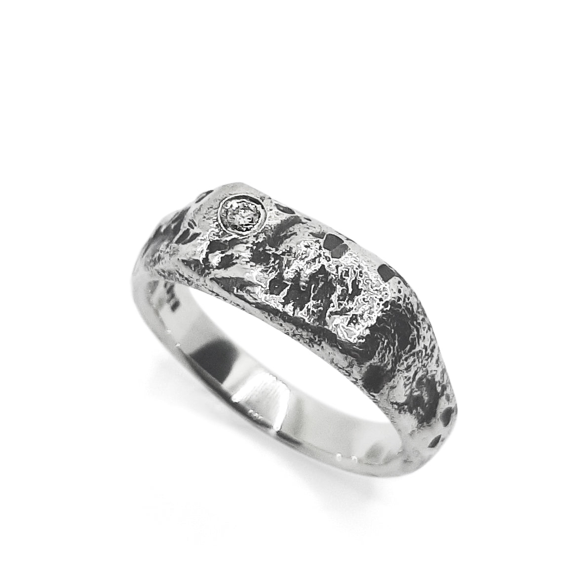 Diamond dissolve ring