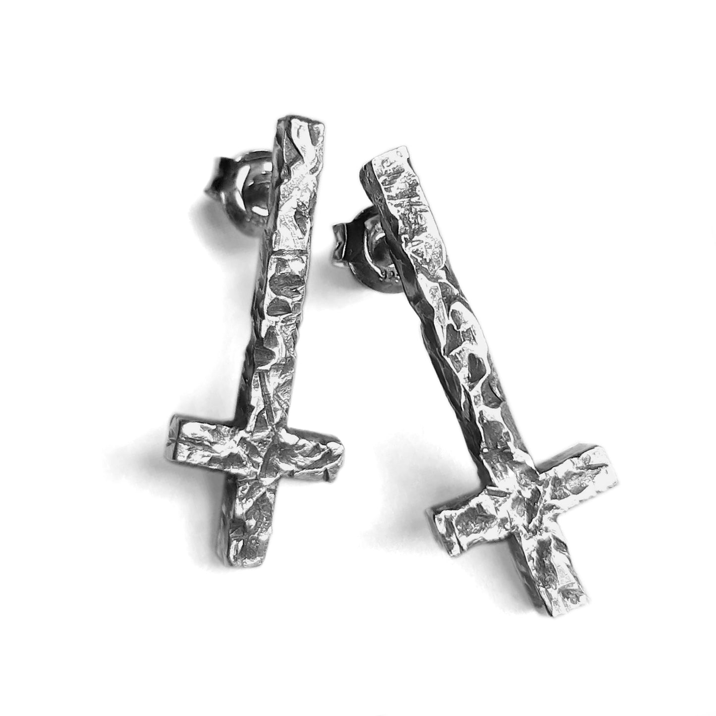 Invert earrings