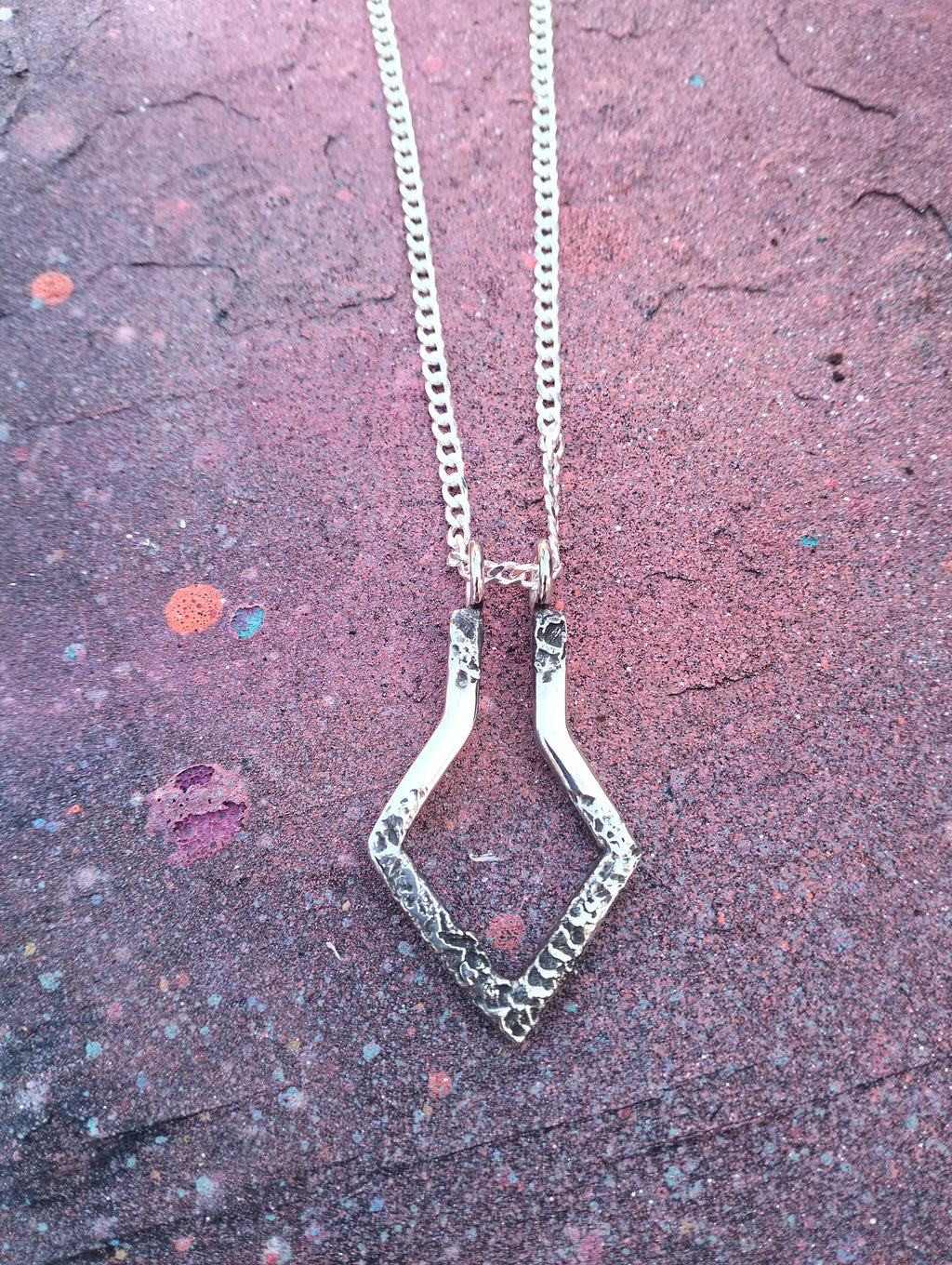 Ring holding necklace