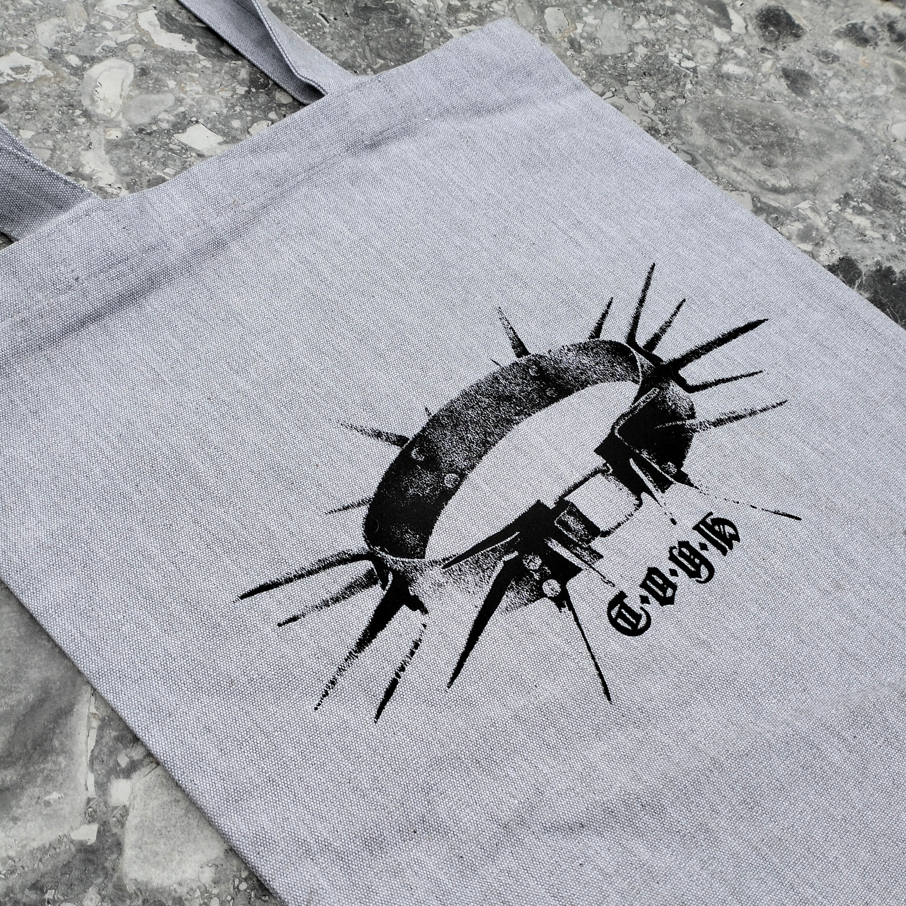 Coyh Wolf collar tote bag