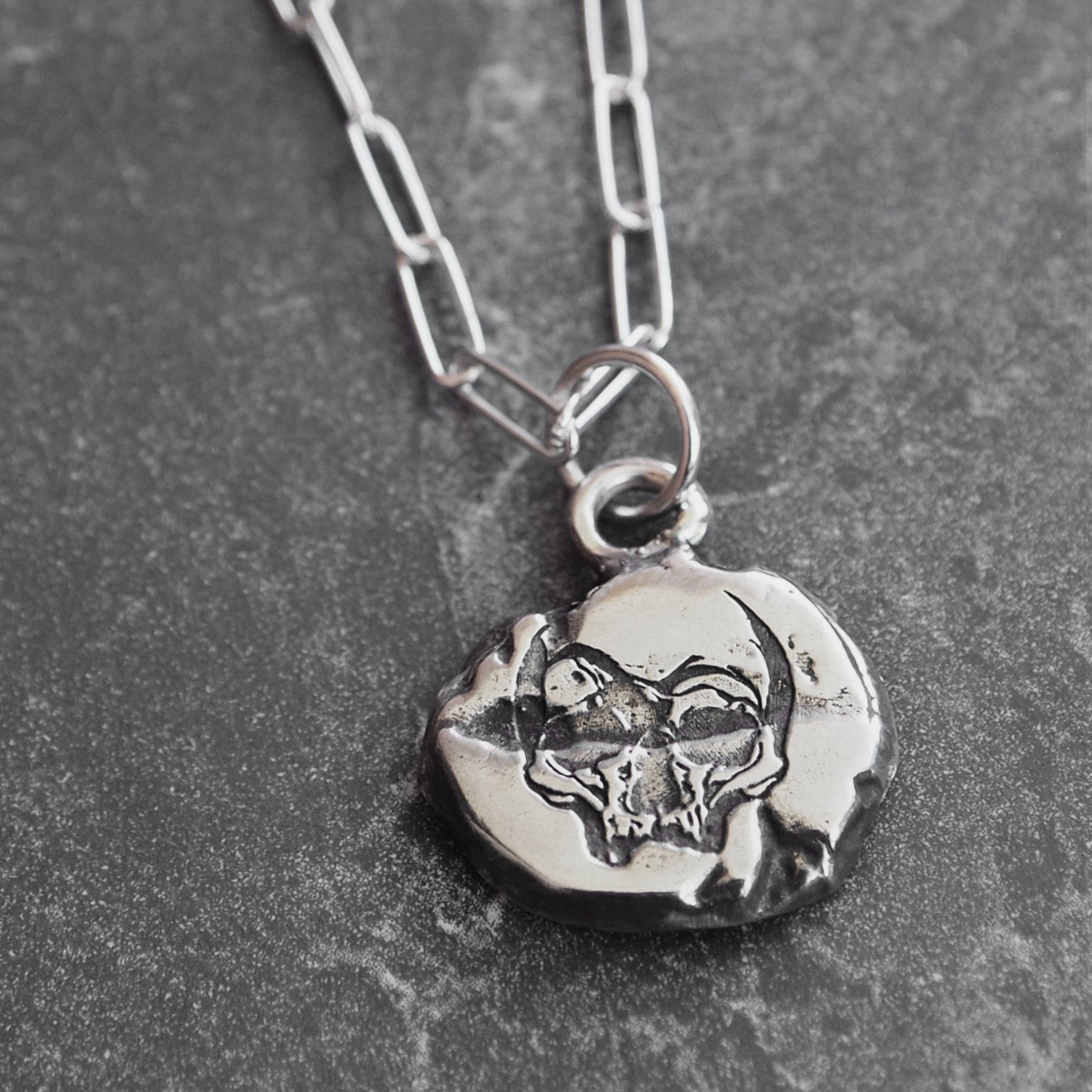 Skull pendant