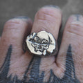 Skull signet