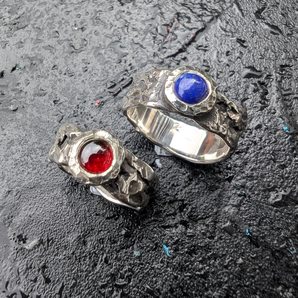 Beholden ring