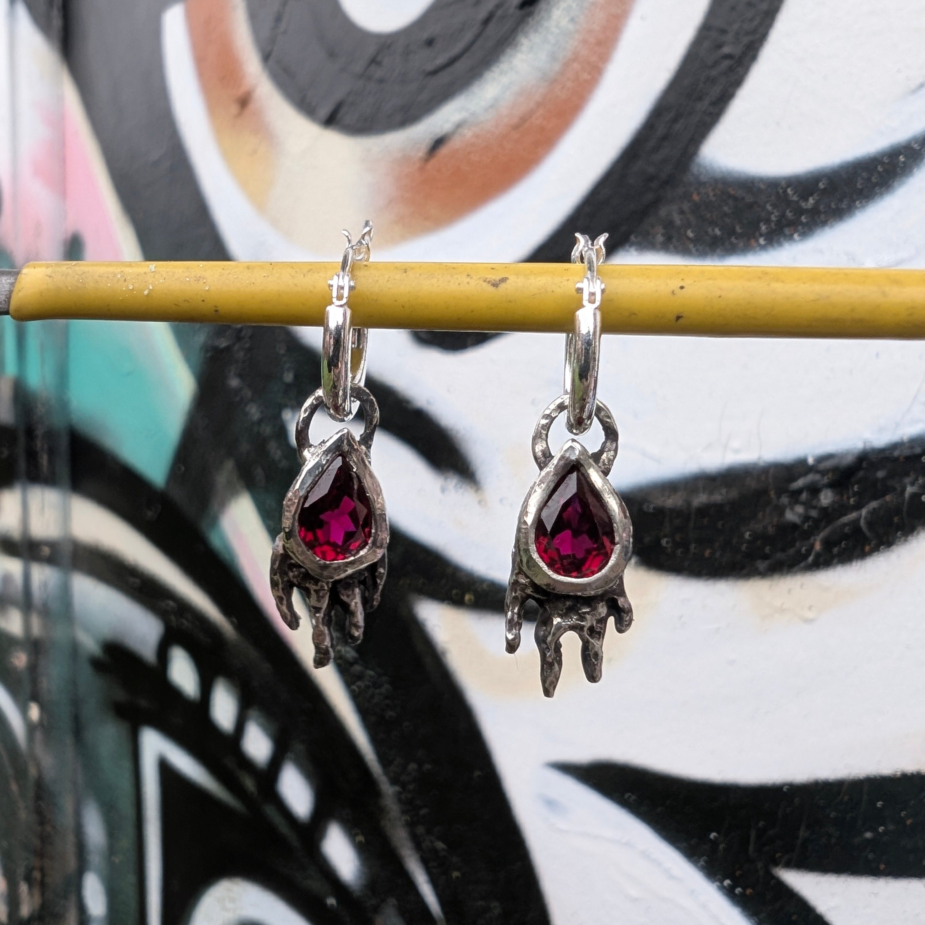 Flame Drop earrings
