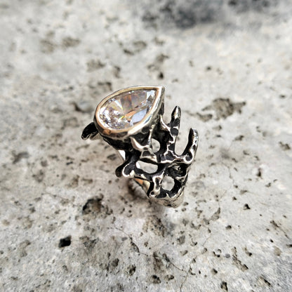 Ready to ship - Fury ring (white)