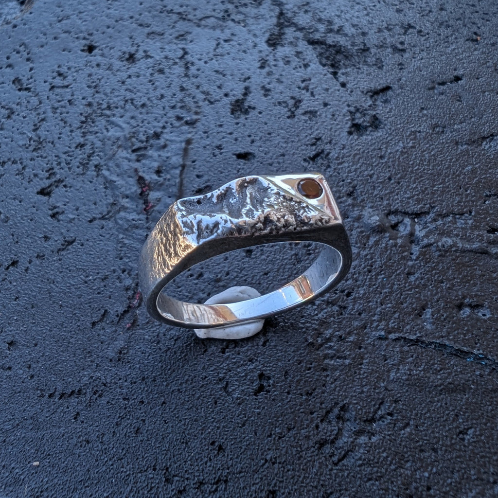 Reveal ring