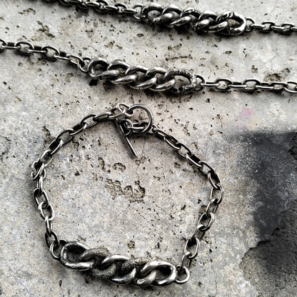 Tether chain bracelet