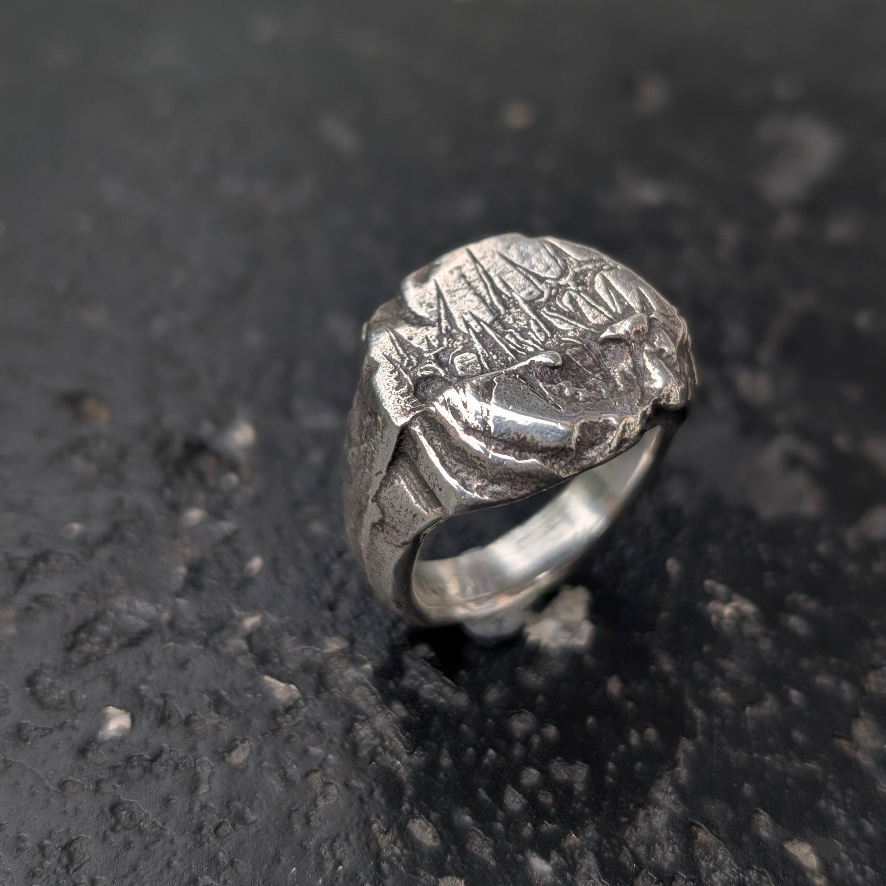 Thorns signet - ready to ship