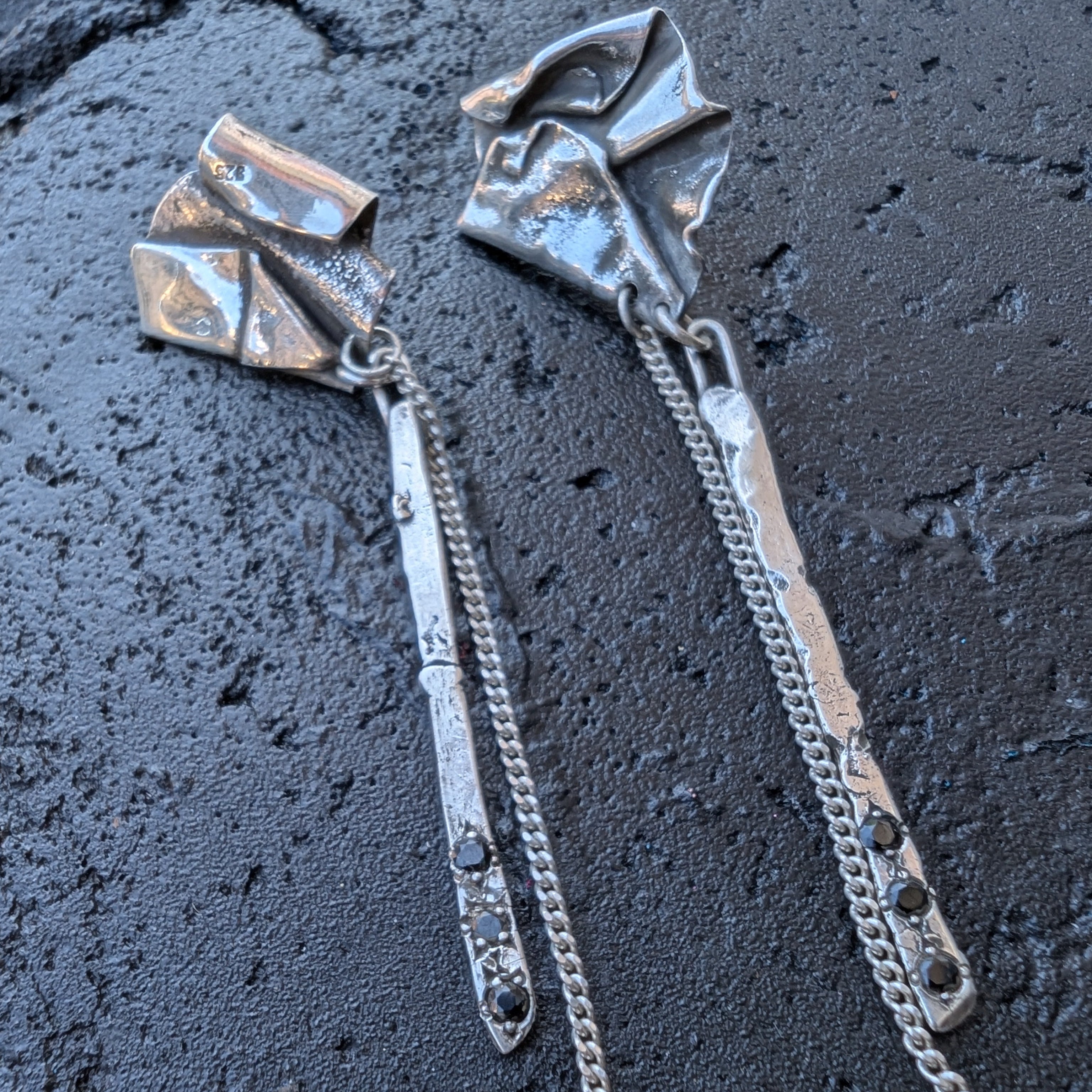 Deep breath earrings