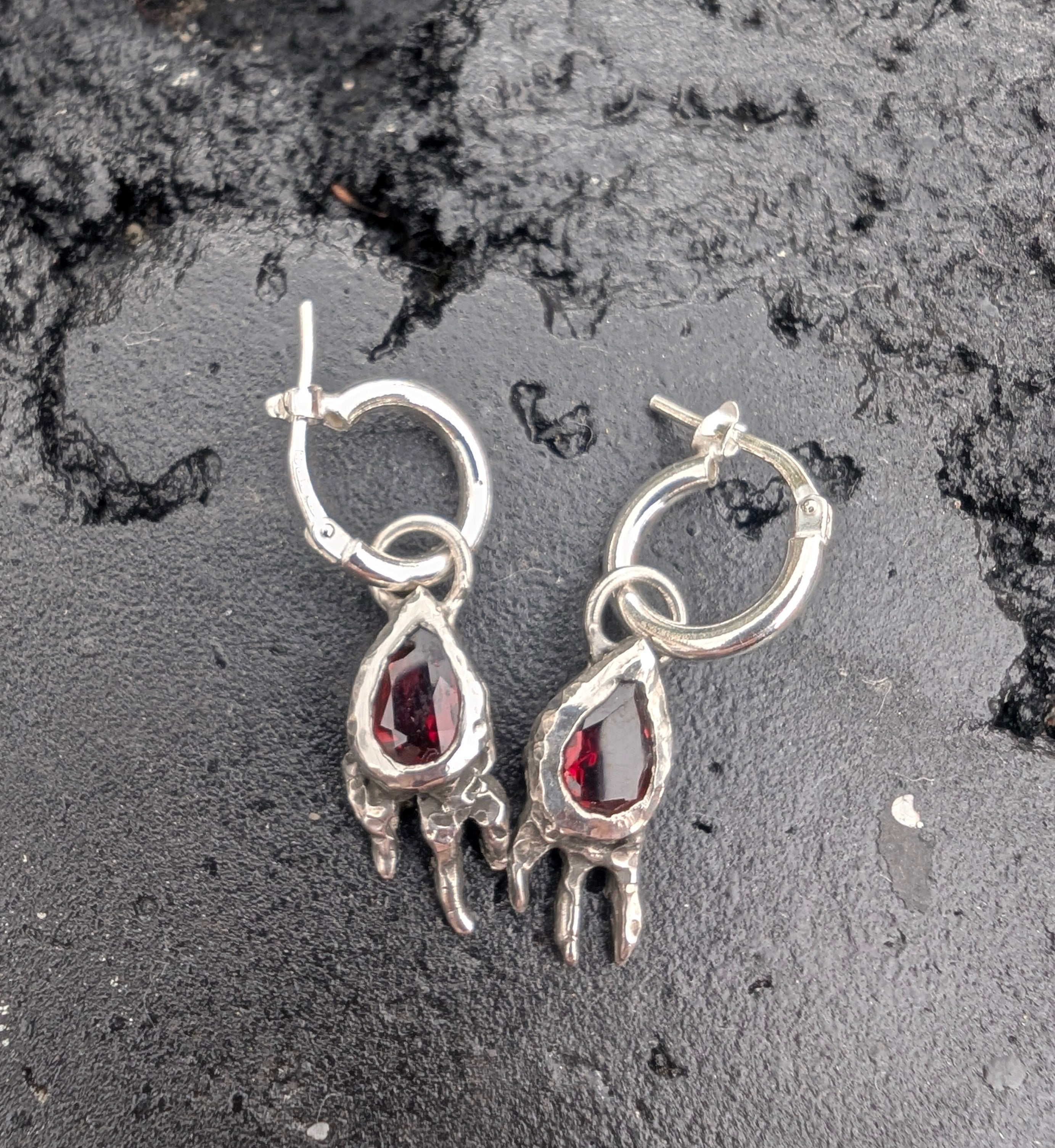 Flame Drop earrings