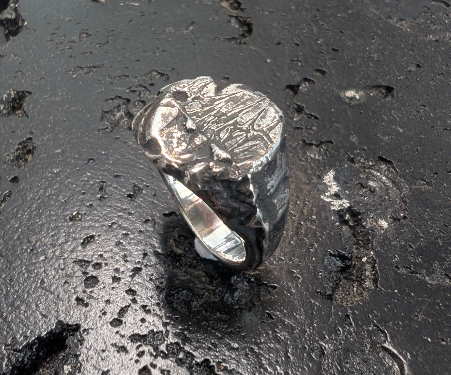 Thorns signet - ready to ship