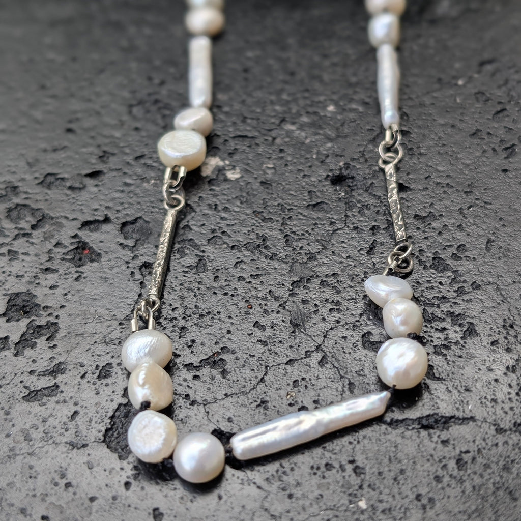 Pearl + chain number ONE