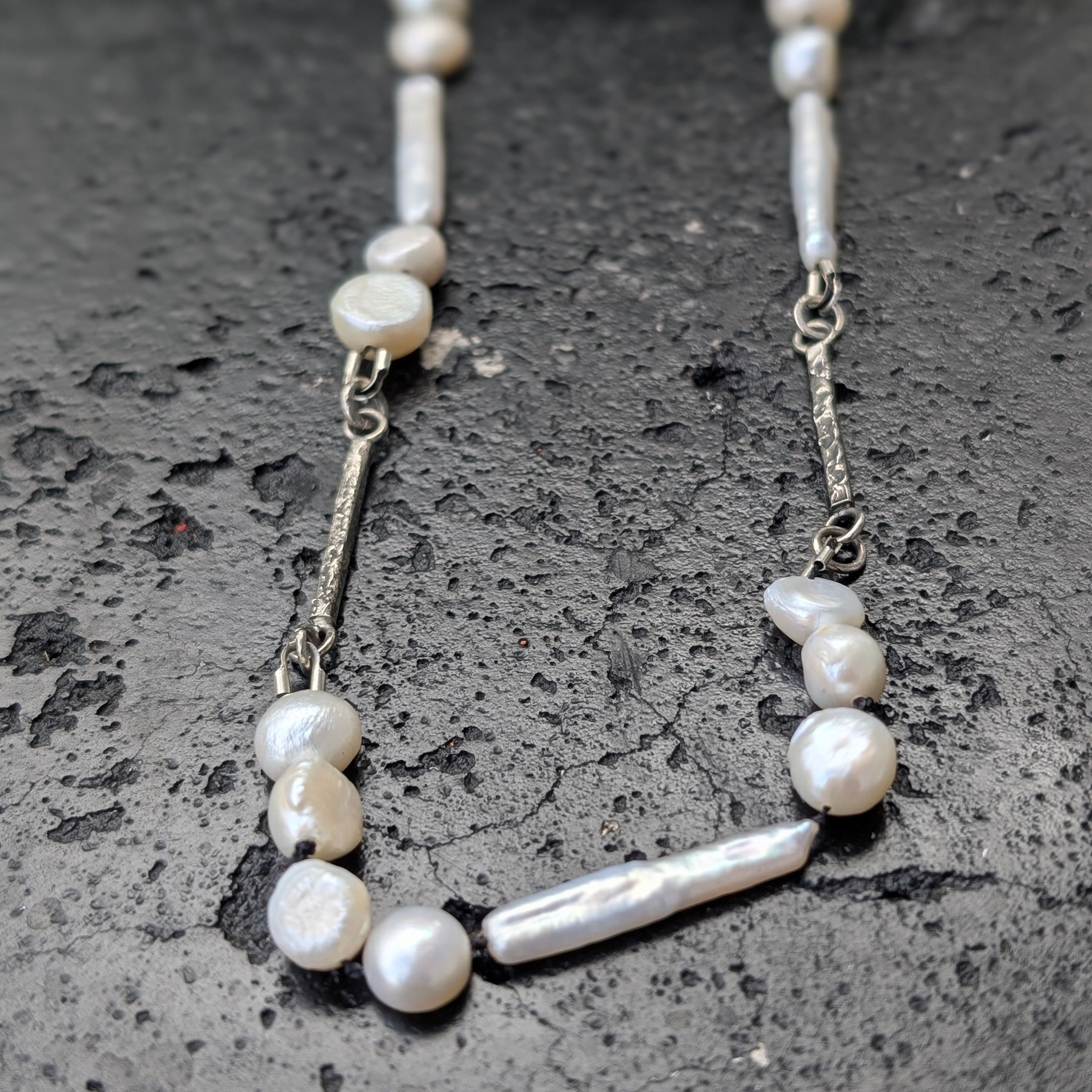 Pearl + chain number ONE
