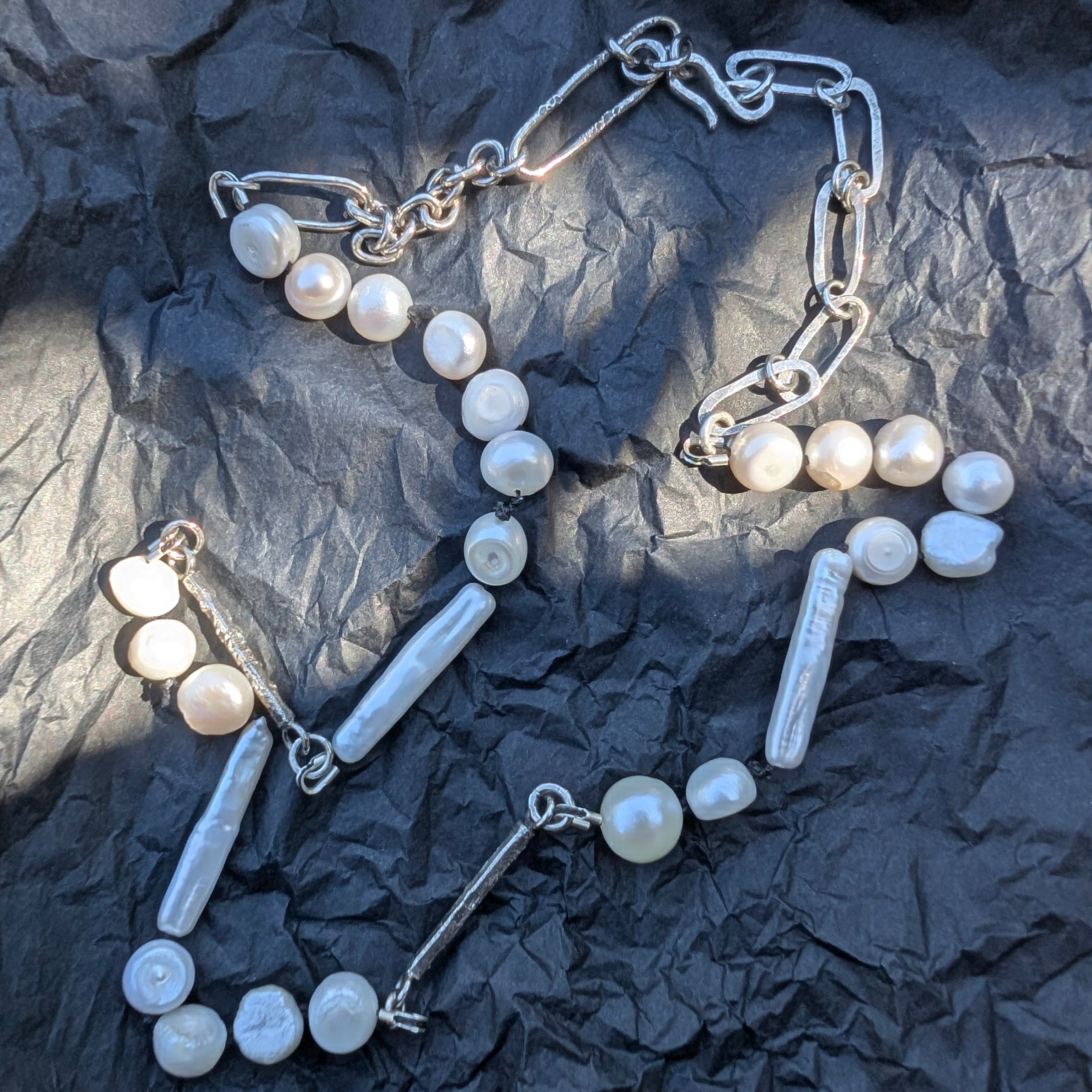 Pearl + chain number ONE