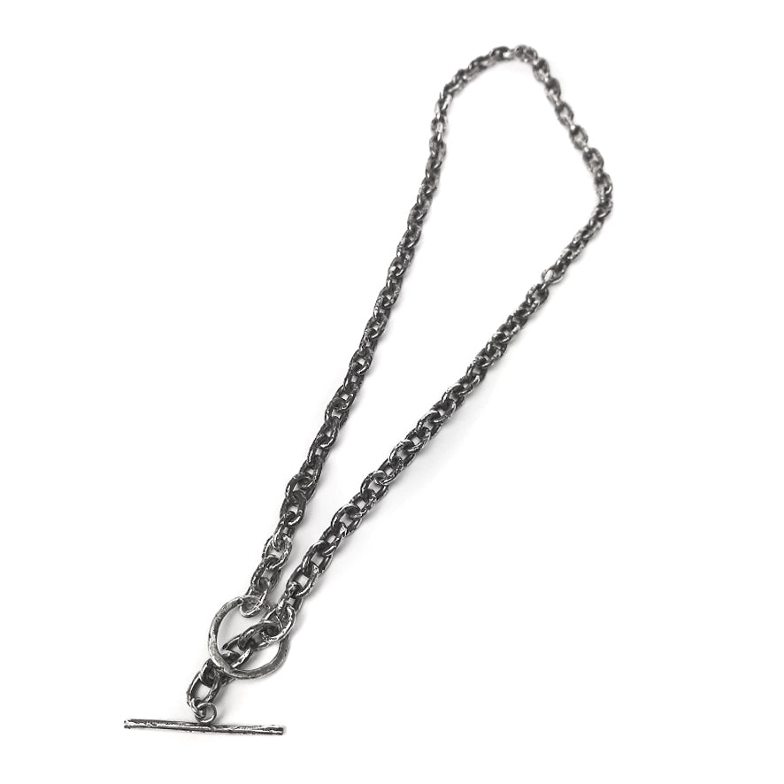 Brut distressed chain